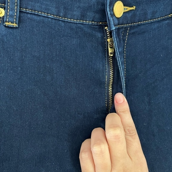 AG Adriano Goldschmied The Stilt Cigarette Leg Jean in Dark Wash sz 26 - Picture 4 of 9